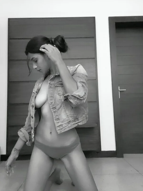 Baddie Gf Nude Mms