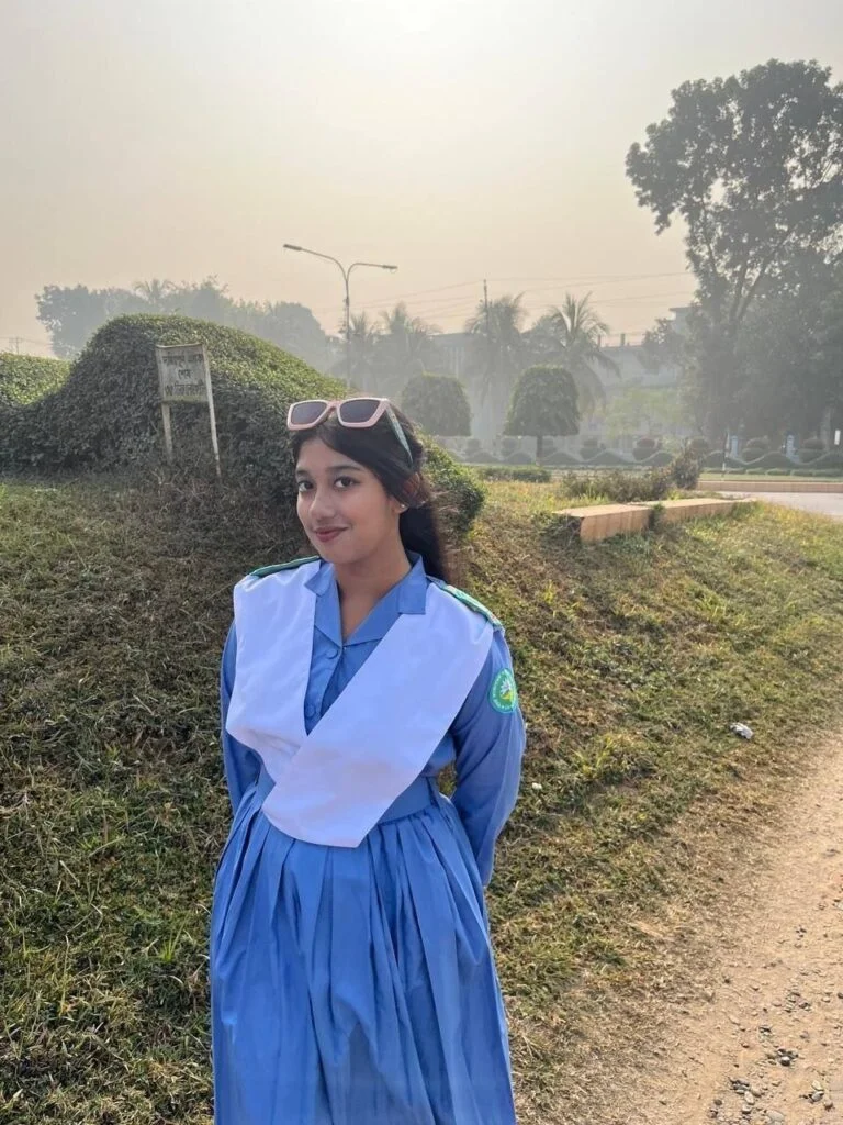 Bengali Gf Showing Boobs