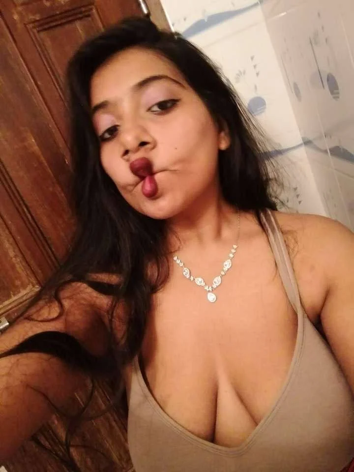 Desi Gf Nude Desi Gf Nude