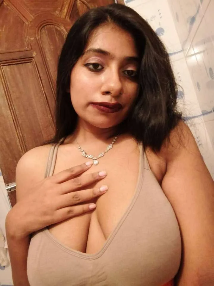 Desi Gf Nude Desi Gf Nude