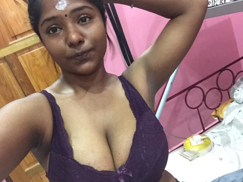 Desi Tamil Girl Nudes