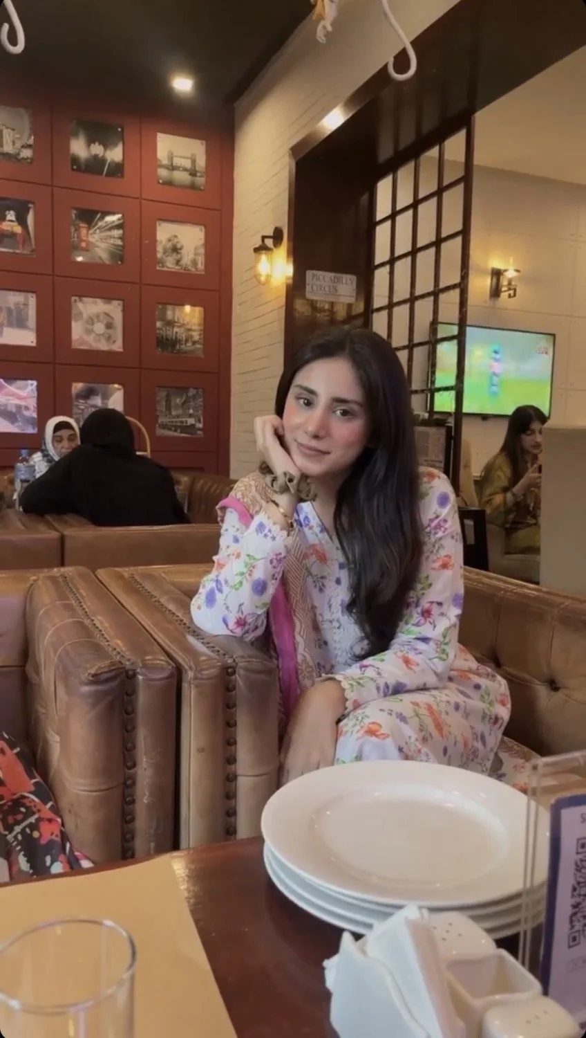 Sexy Pakistani Girl Nude Sexy Pakistani Girl Nude