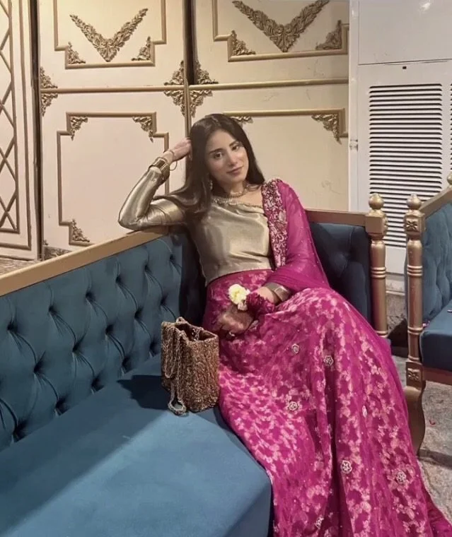 Sexy Pakistani Girl Nude Sexy Pakistani Girl Nude